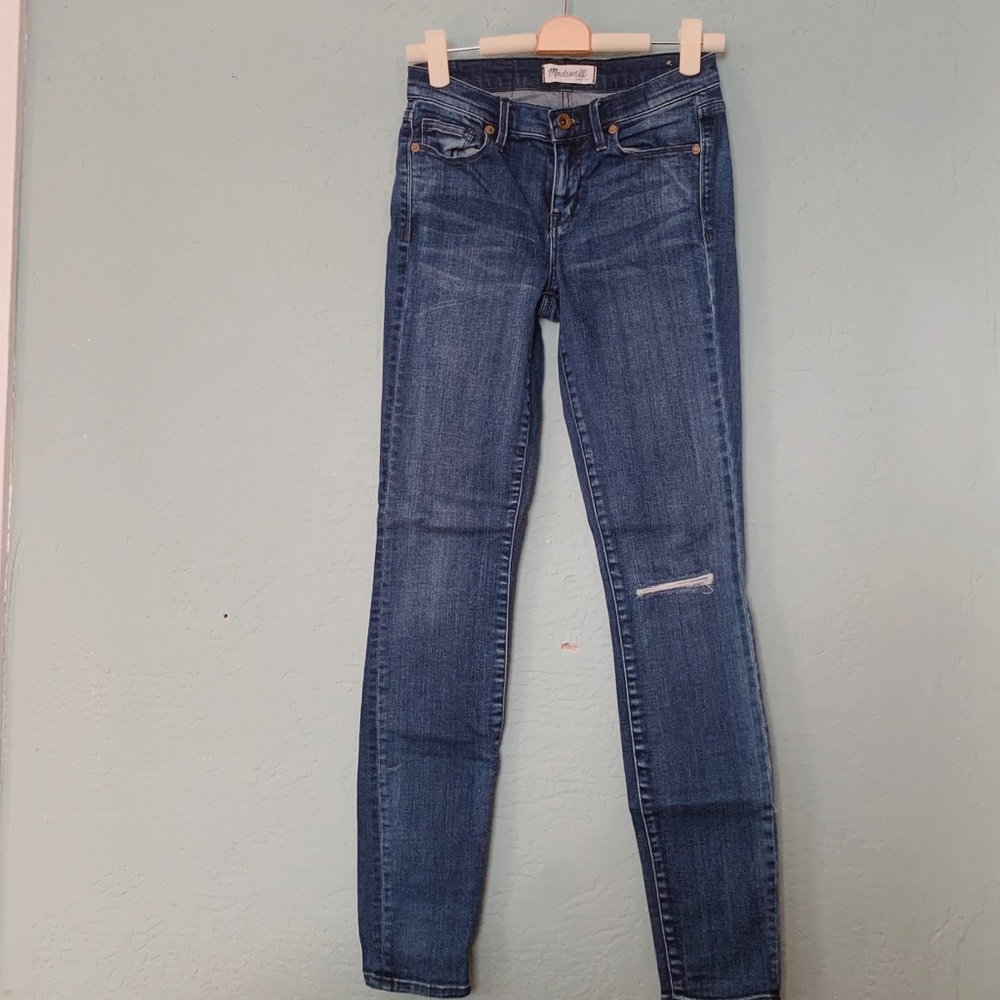 Madewell Skinny Jeans - Ripped Knee Edition 25x32